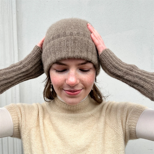 BORGAN HUE af Kit Couture